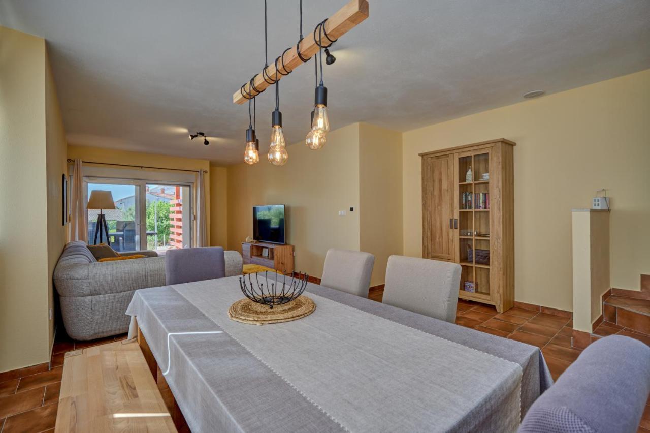 טרוגיר Anovi Holiday Homes By Litto מראה חיצוני תמונה