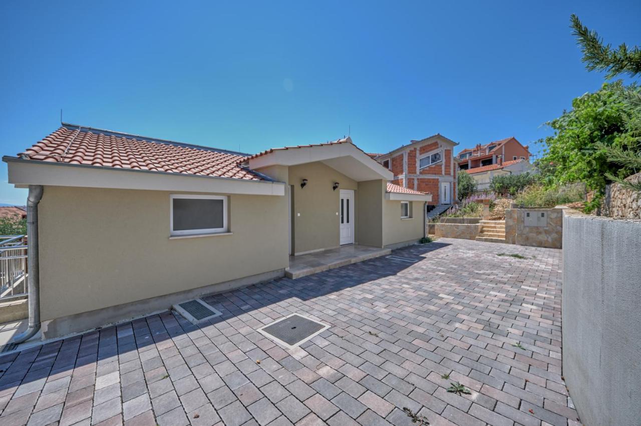 טרוגיר Anovi Holiday Homes By Litto מראה חיצוני תמונה