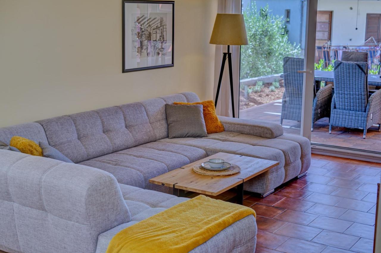 טרוגיר Anovi Holiday Homes By Litto מראה חיצוני תמונה